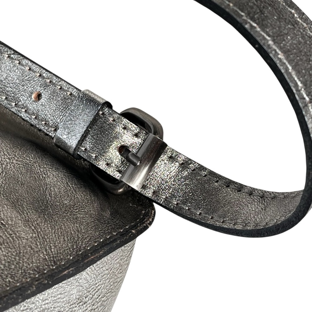 Patricia Nash Silver Leather Shoulder Bag Metallic Foil Platinum Flap Purse - Picture 5 of 16